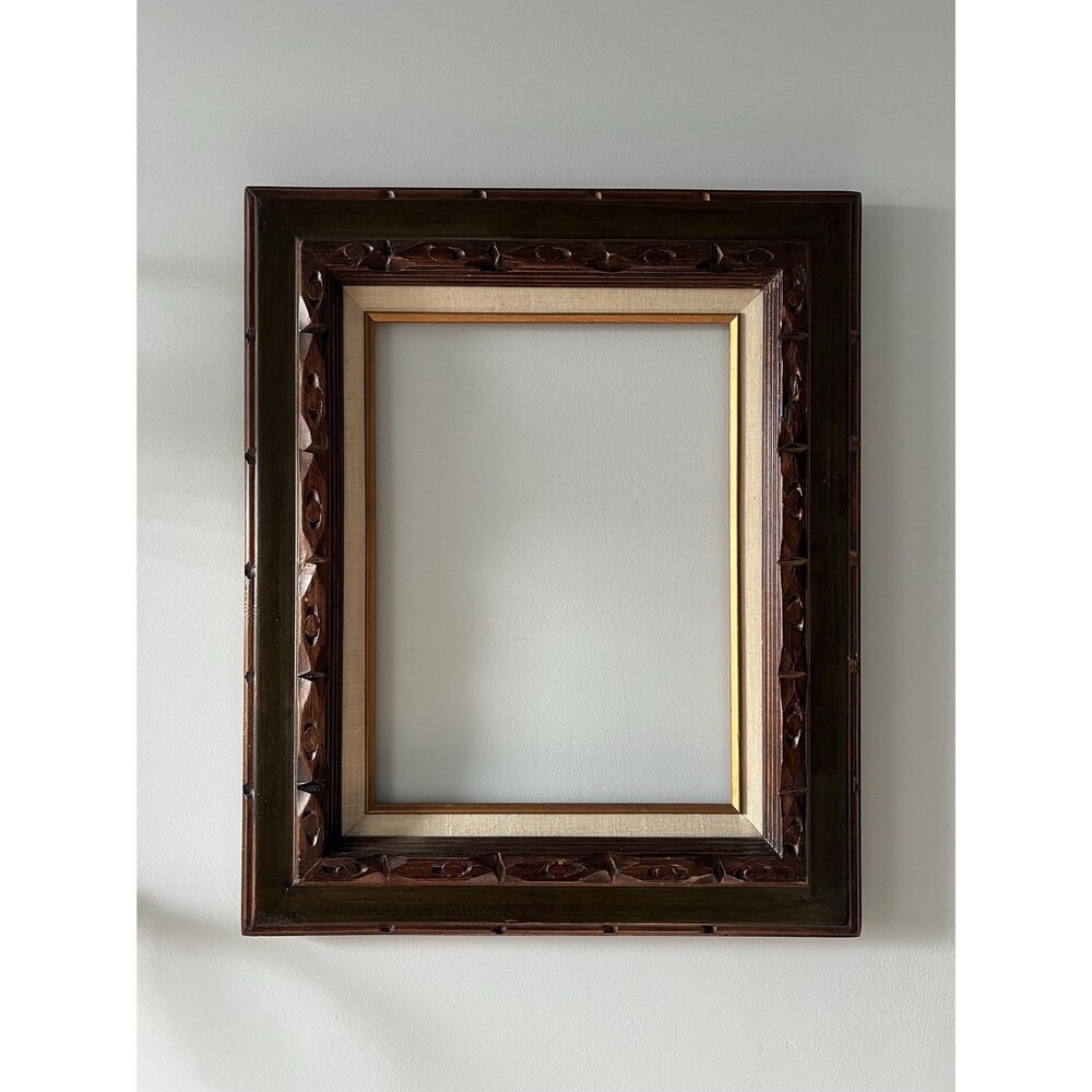Vintage 12” x 16” Hand-carved Wood Frame w/Hunter Green, Gold, and Linen Detail